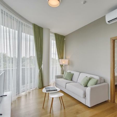 Luxury Apartments ドルスキニンカイ エクステリア 写真
