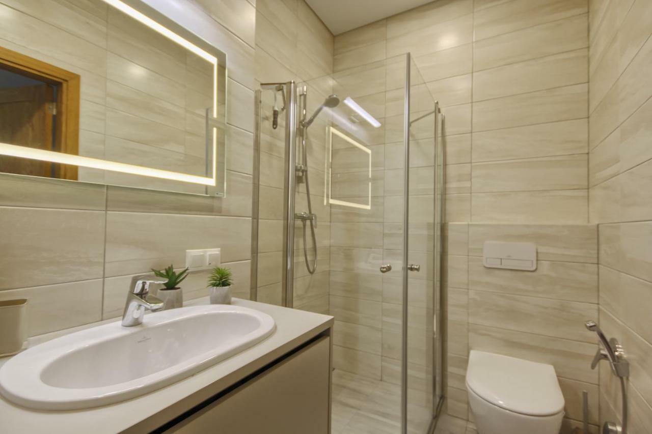 Luxury Apartments ドルスキニンカイ エクステリア 写真